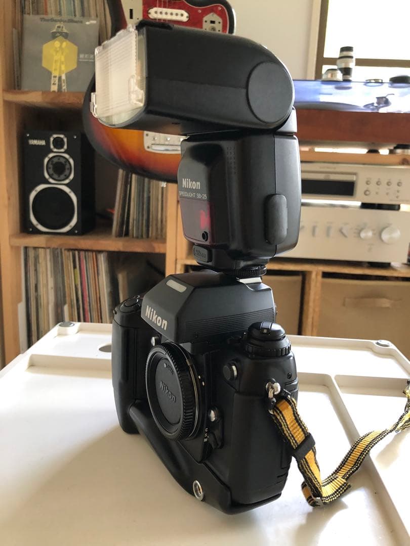 Nikon F4 一眼レフカメラ スピードライト付き　　　F4S