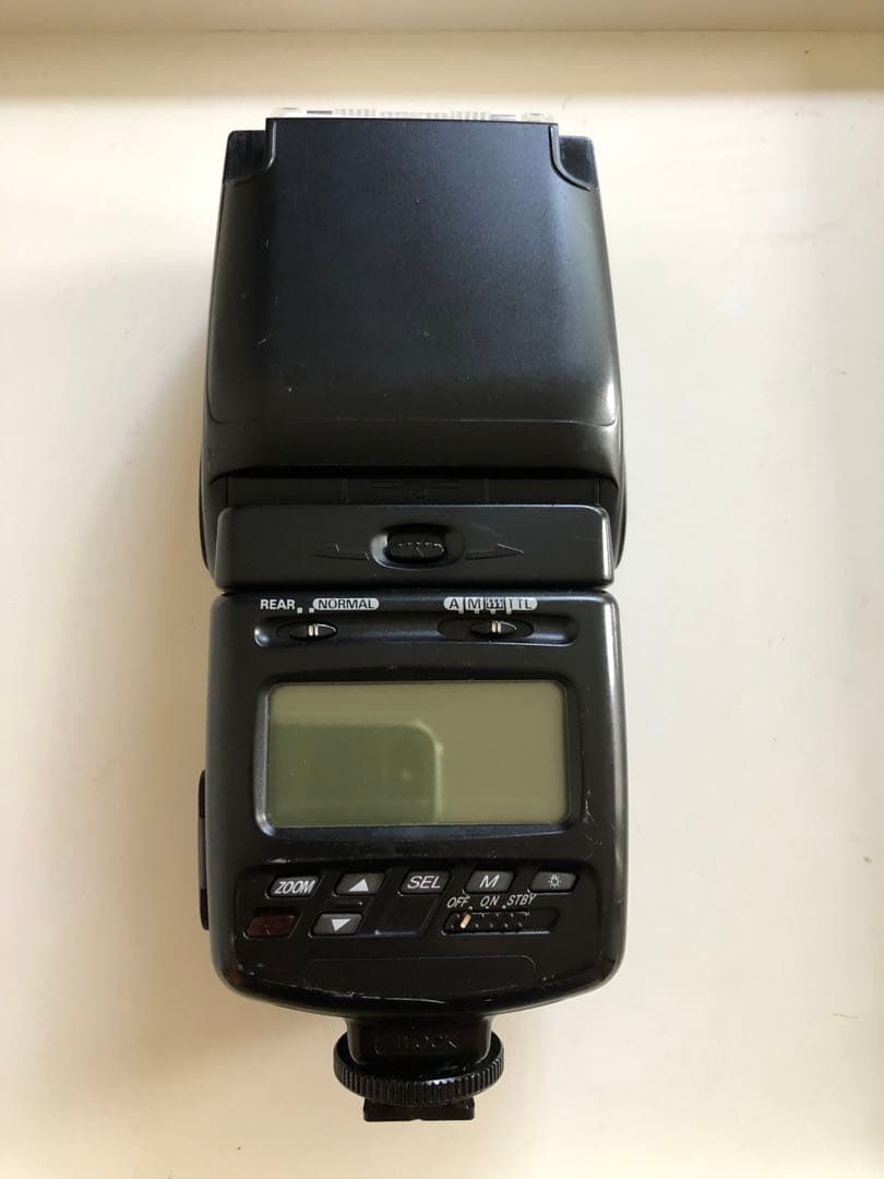 Nikon F4 一眼レフカメラ スピードライト付き　　　F4S