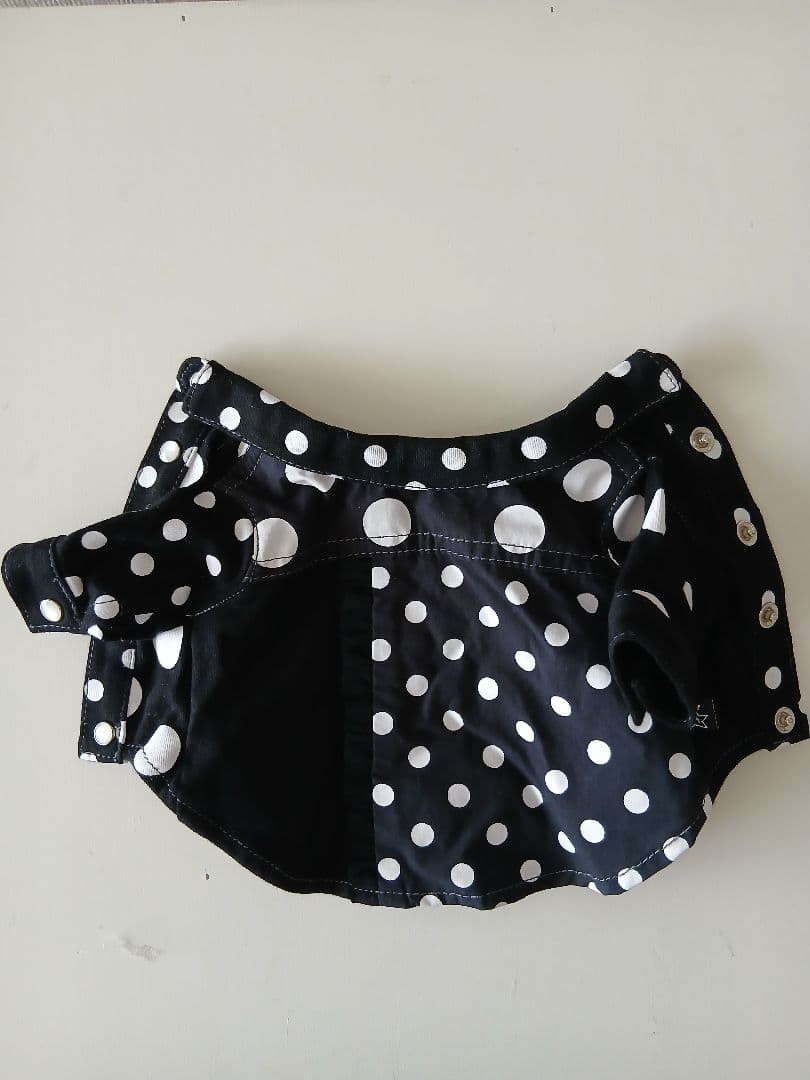 白黒水玉模様の犬服 小型犬用Pサイズ