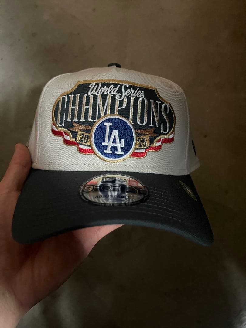 ポ*ュ様 LA 2025年ワールドシリーズチャンピオンズキャップ