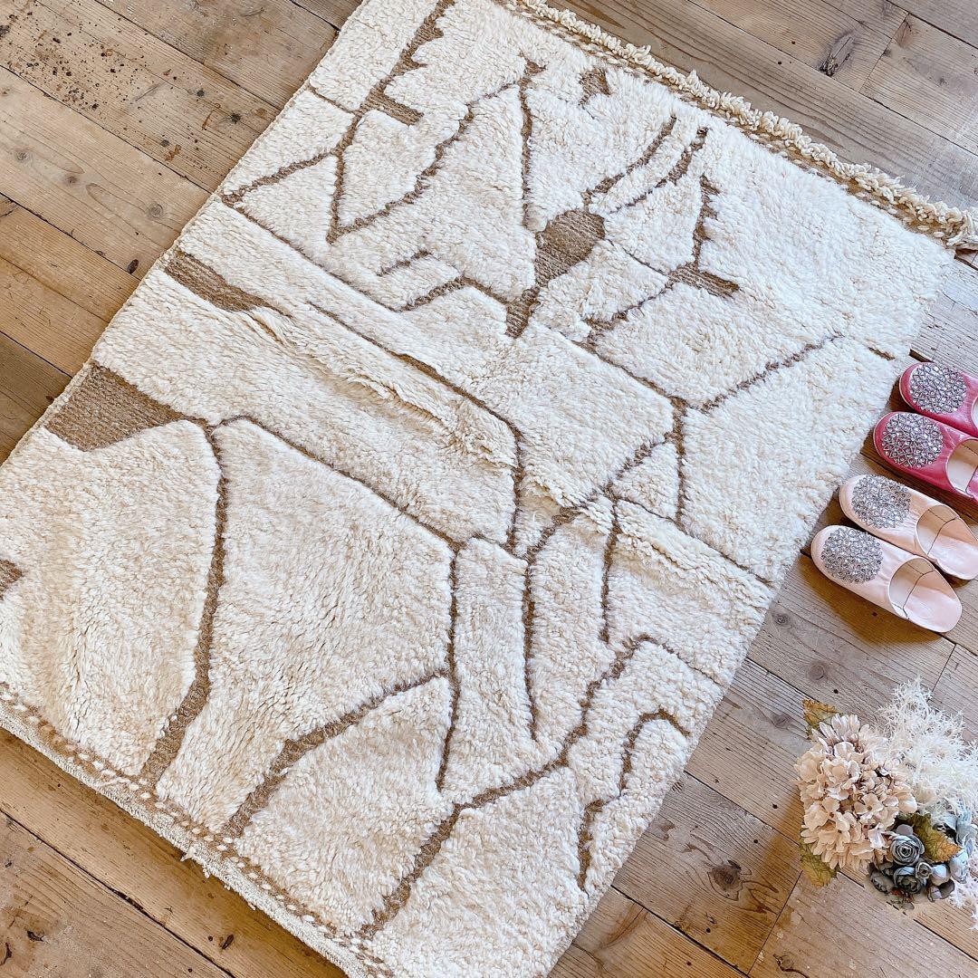 モロッコベニワレンBeniourainラグ 約110〜113×150〜155cm