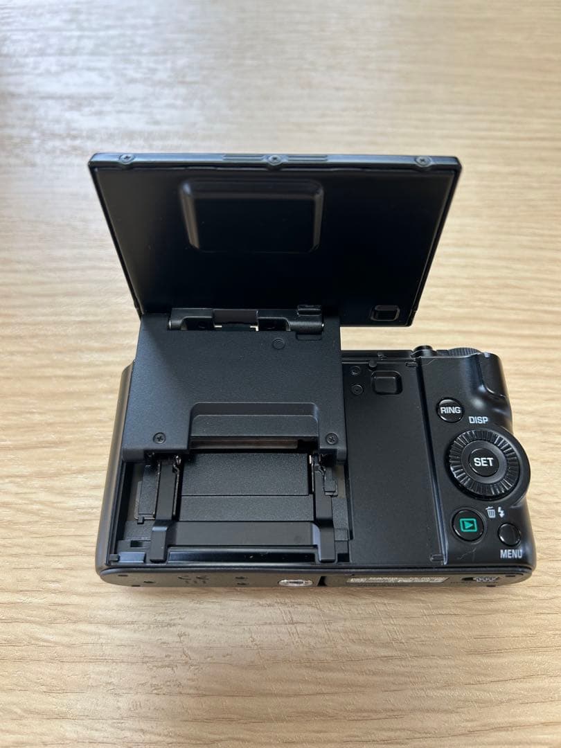 デジタルカメラ CASIO HIGH SPEED EXILIM EX-ZR1000