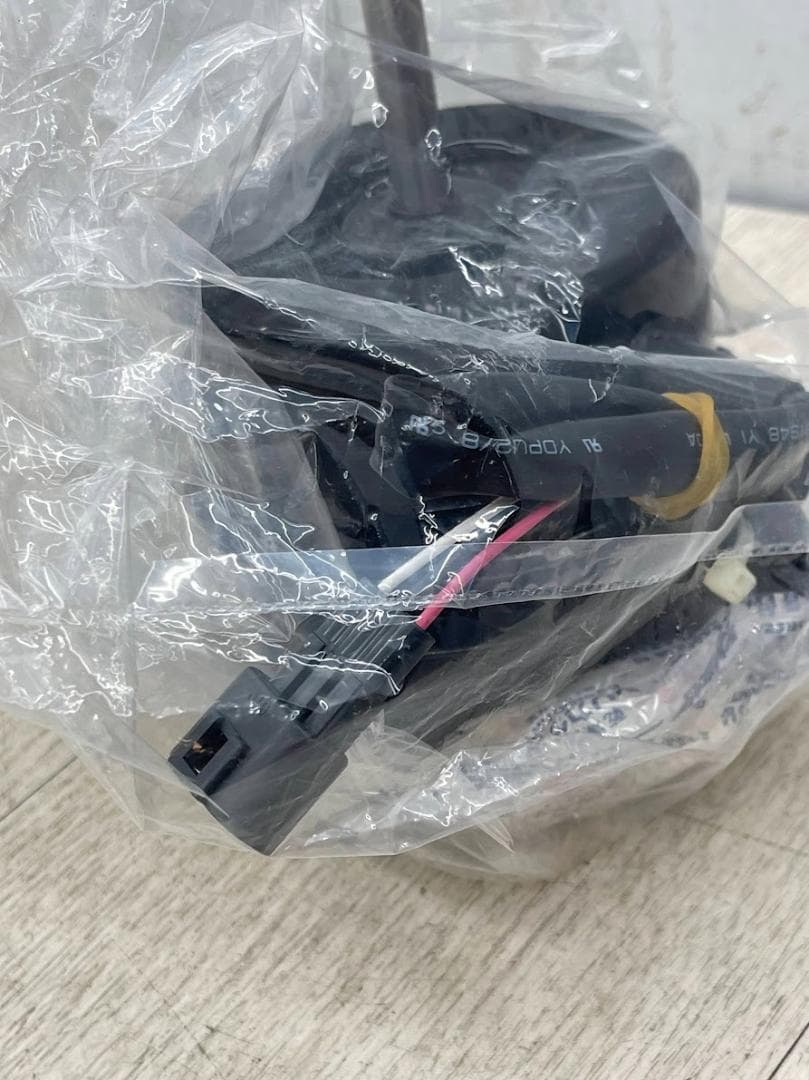 新品 三菱 エアコンモーター YDK-60-4 ファンブレード回転モーター