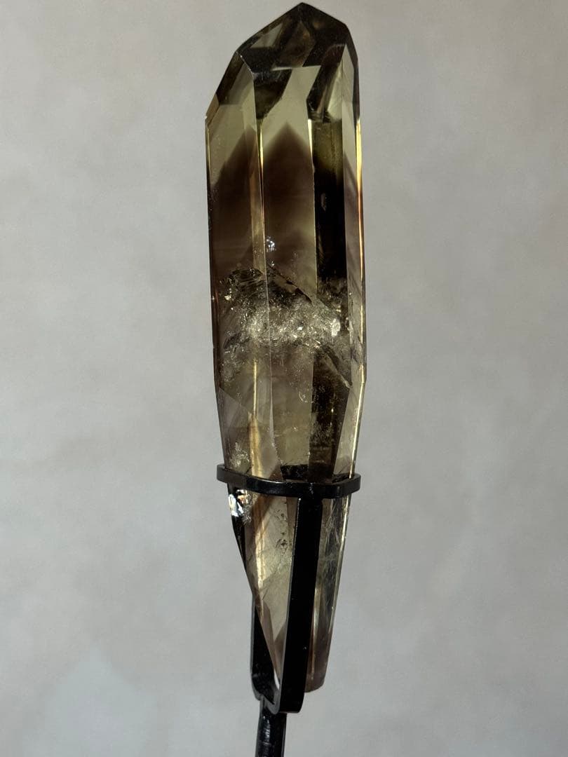 高品質＆レア◎ブラジル産 スモーキーファトムシトリン 虹入り