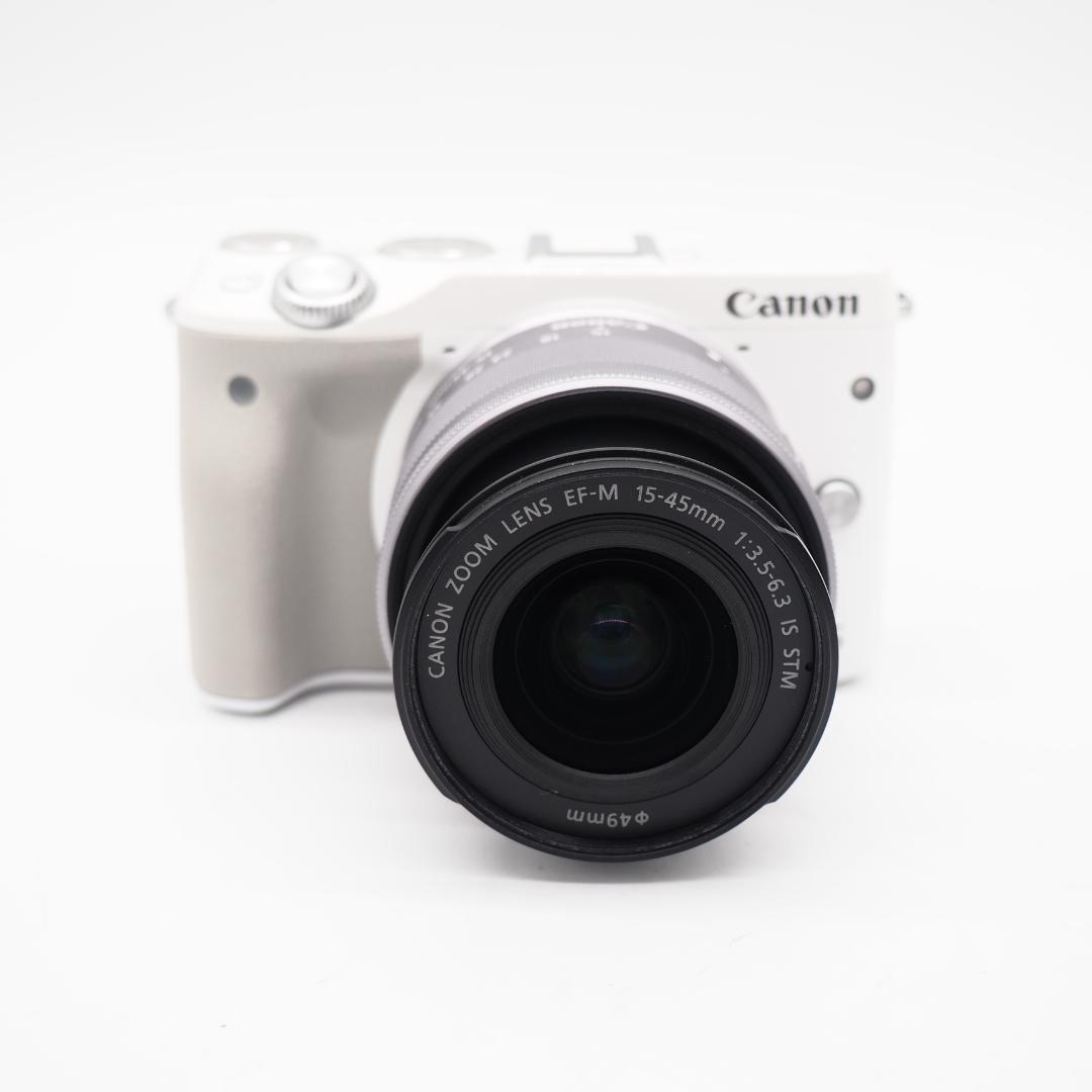 Wi-Fi&自撮り　小型軽量！ canon eos m3 レンズセット