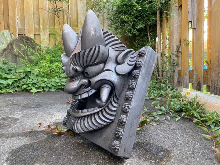 大幅値下げ！鬼板師が制作した手作りの鬼瓦です。