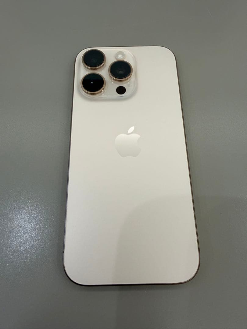 iPhone 16Pro 256GB バッテリー93% 美品