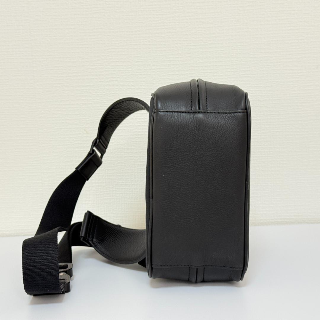 objcts.io ウィークエンド カメラバッグ ラージ