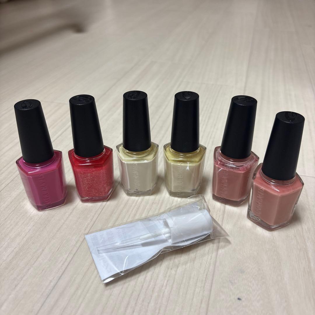 ネイルアート用品と練習教材セット