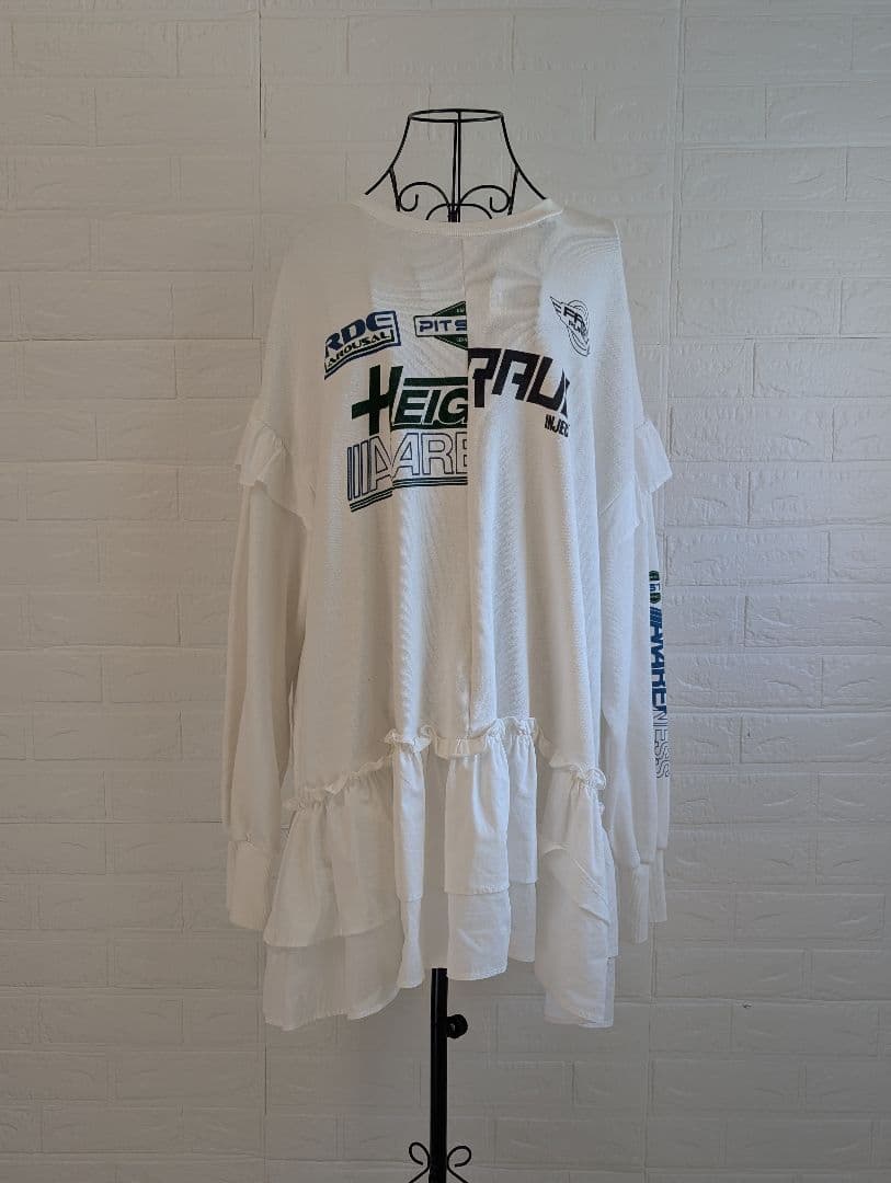 ローズバッド 完売品 スポーツロゴフリルドッキングチュニック スウェット 白