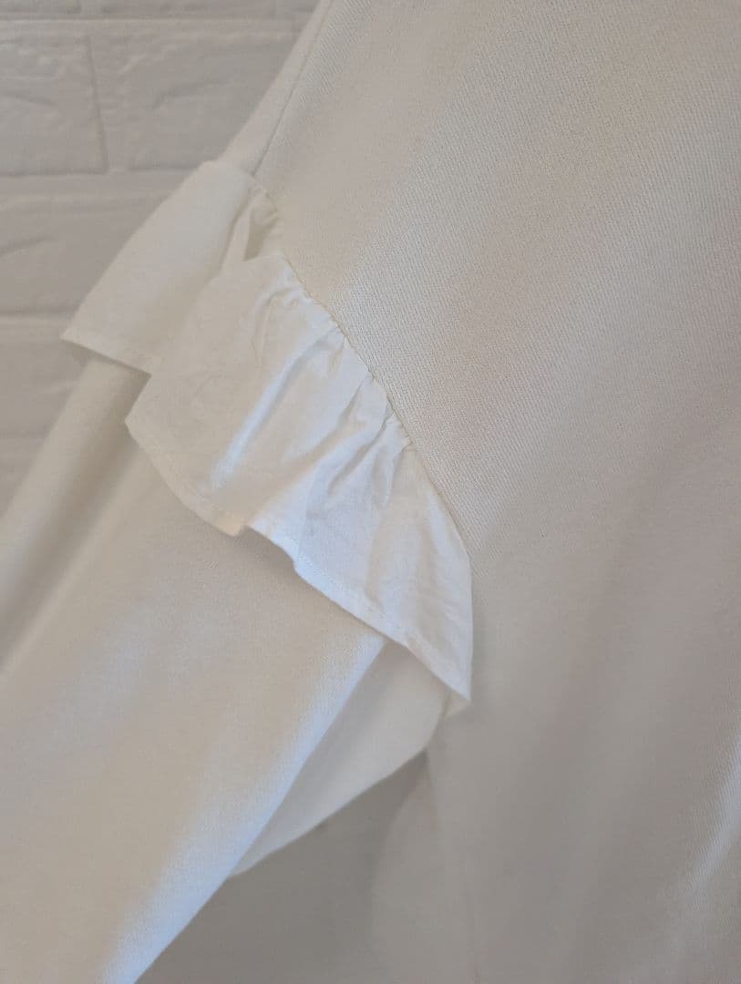 ローズバッド 完売品 スポーツロゴフリルドッキングチュニック スウェット 白