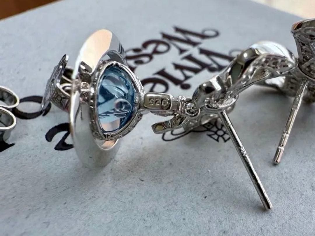 希少片耳/925/正規品VivienneWestwood リボンオーブピアス