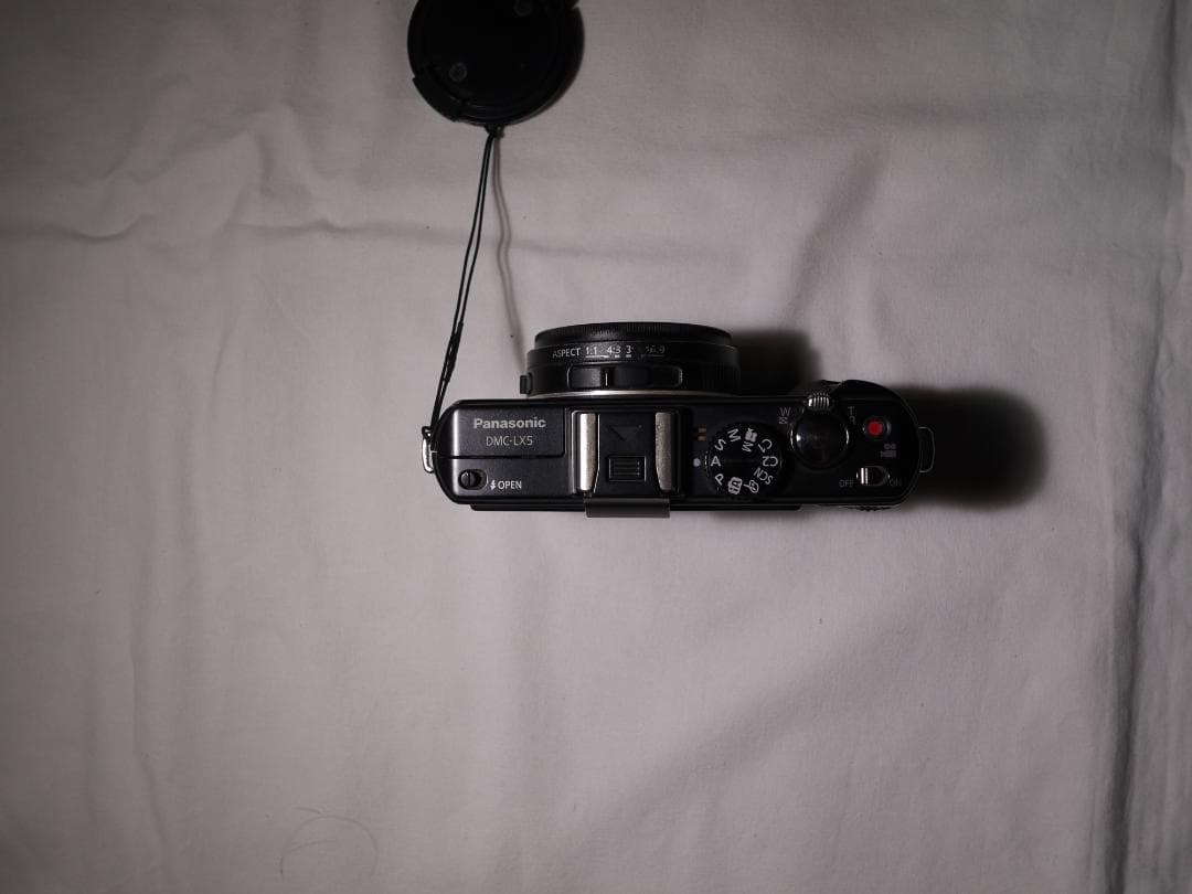 LUMIX DMW-LX5 LEICA コンパクトデジタルカメラ