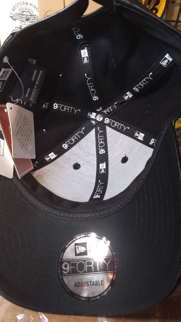 【新品未使用】ニューエラ 9FORTY アップルレザー ブラック