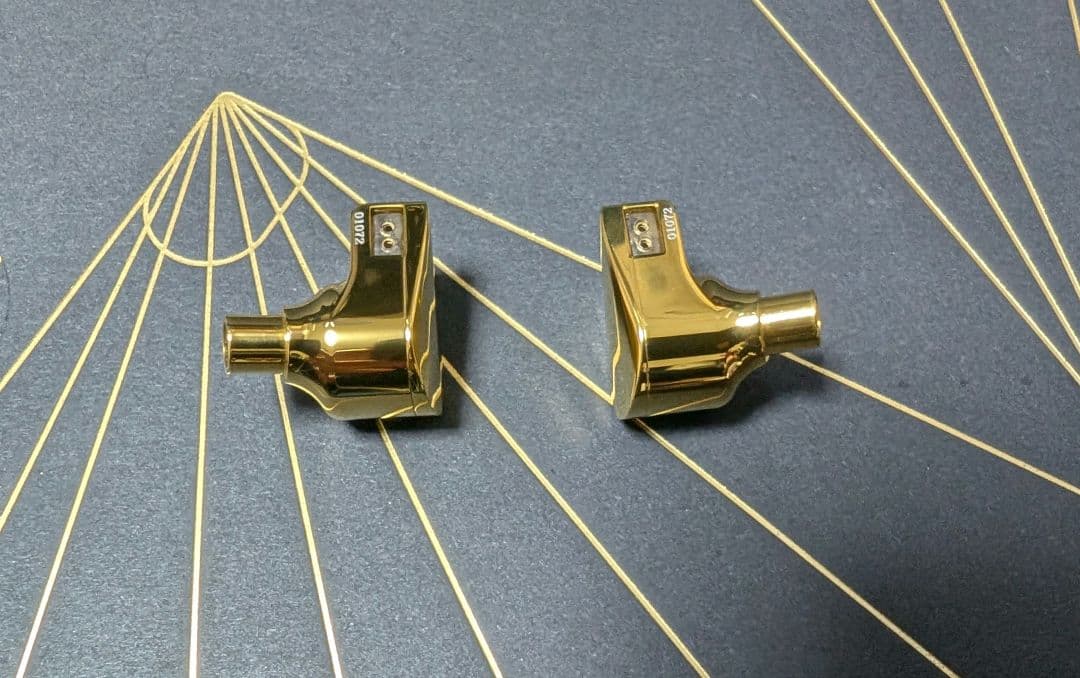 水月雨(MOONDROP) ILLUMINATION-光