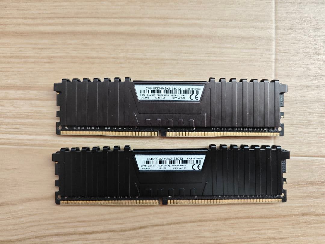 メモリー Vengeance LPX DDR4 16GB(8x2GB)