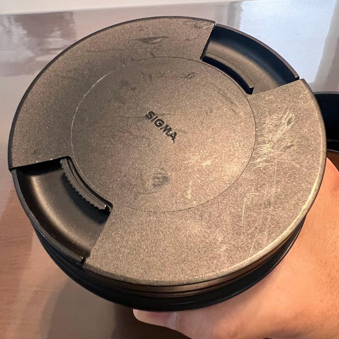 シグマ　105㎜　F1.4 DG HSM 三脚座欠品　(ニコンFマウント)