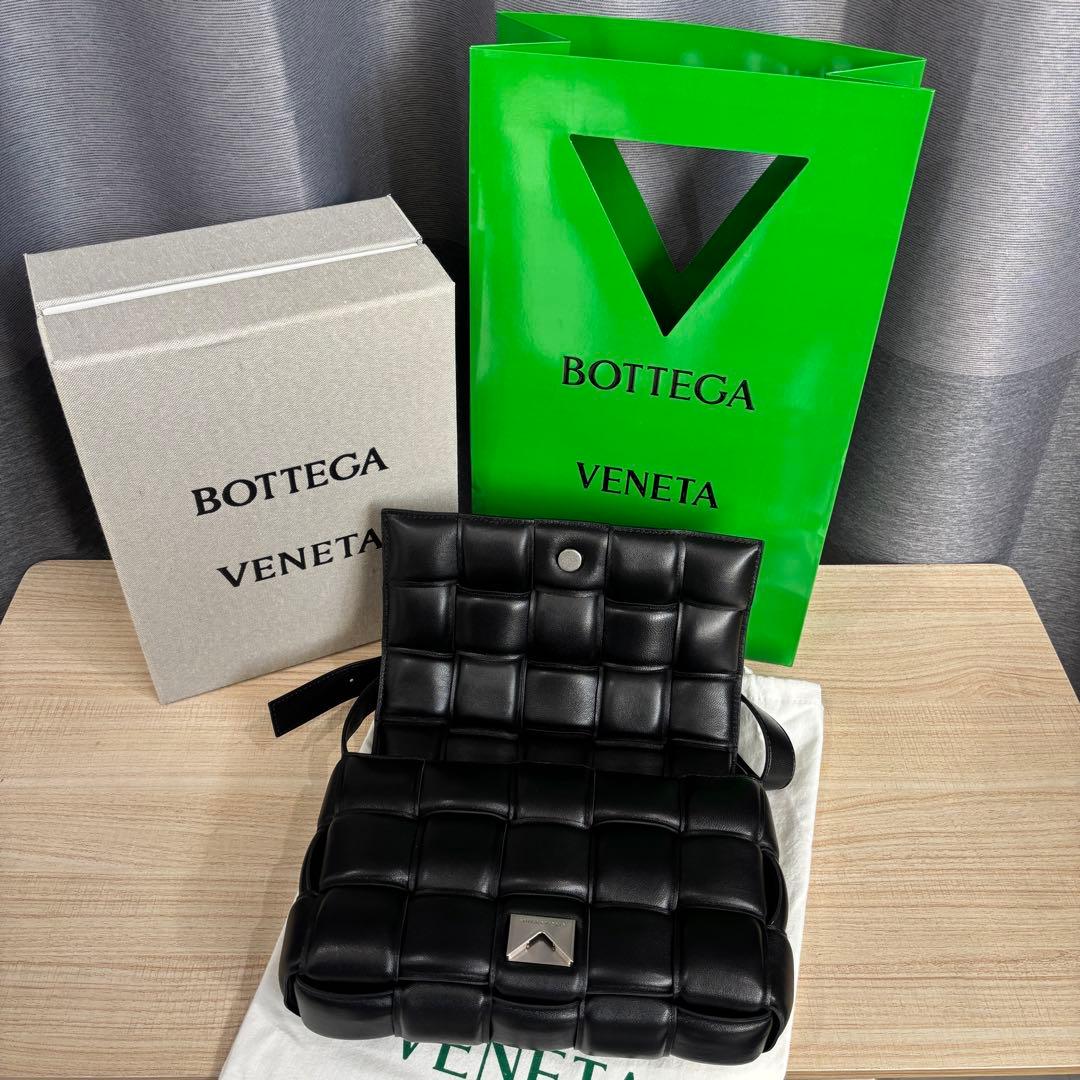 BOTTEGA VENETA/ボッテガ/ショルダーバッグ/パデッド/カセット