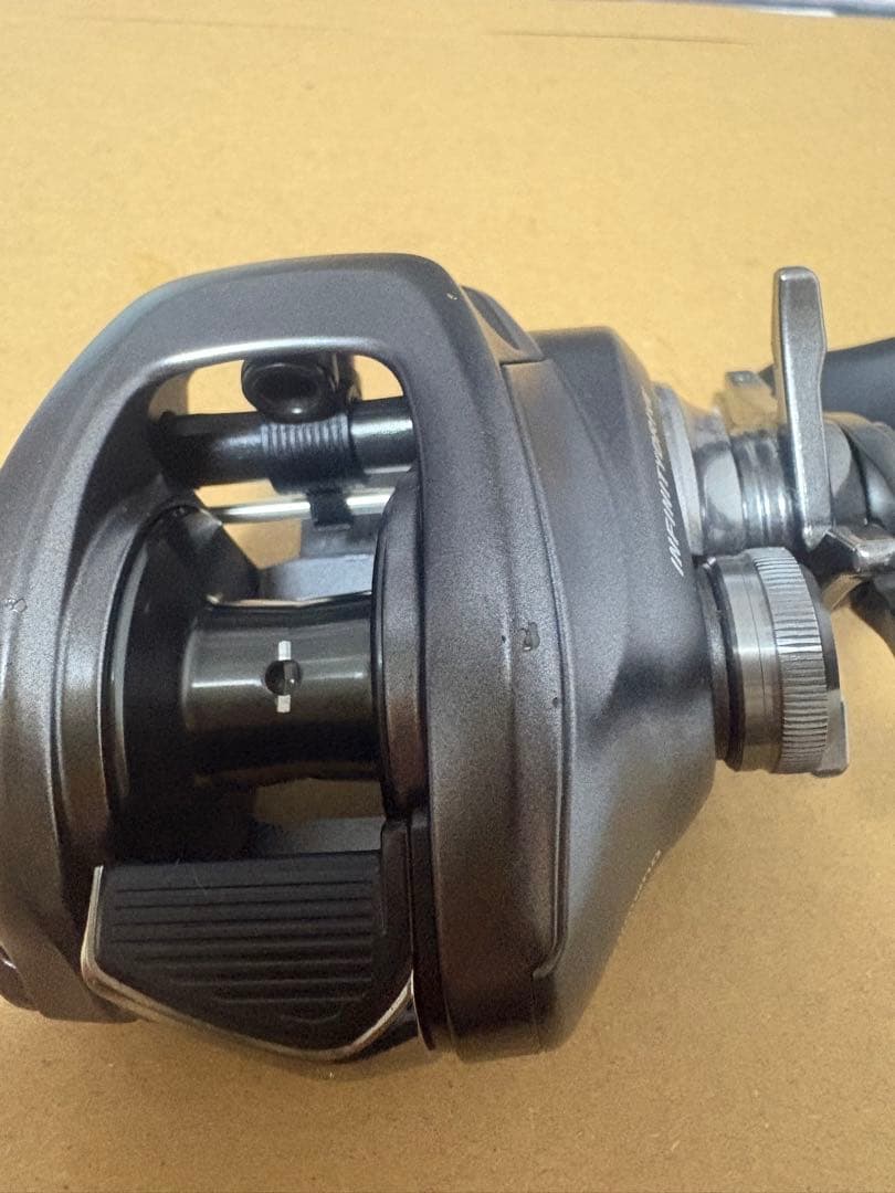 シマノ　22バンタム　RH ノーマルギア