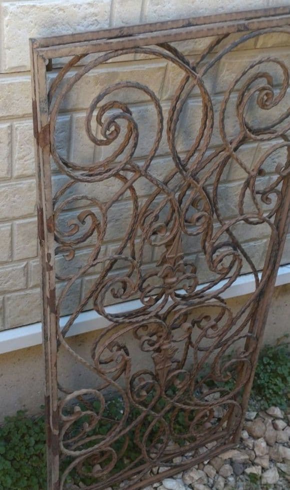 シャビーシック　アンティーク風　鋳物アイアン　ガーデンフェンス2枚組