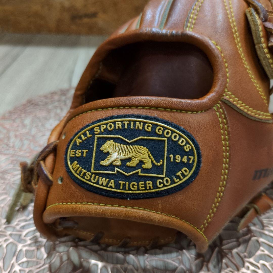 【激シブ】　レア品　Mitsuwa Tiger 外野手用グローブ 即実用可