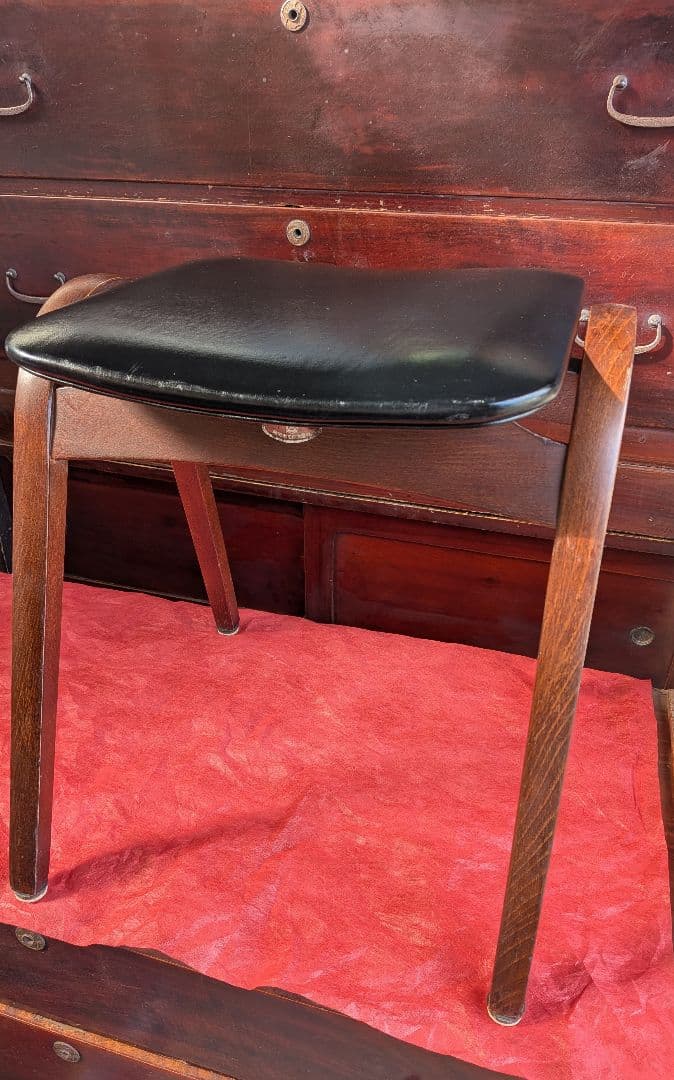 秋田木工　剣持勇　スタッキングチェア　アンティーク家具　黒