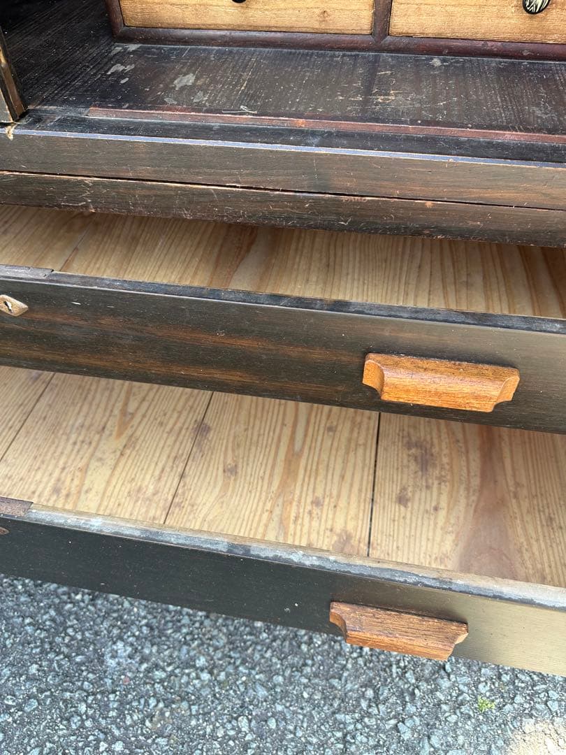 瞬間的値下げ❗️アンティーククローゼット箪笥洗浄済み！100年以上前！