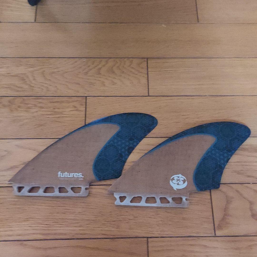 フューチャーフィン　futures / TWIN KEEL RASTA