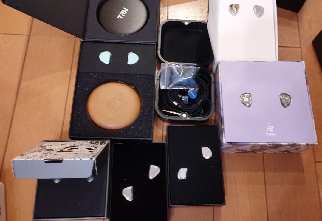 中華イヤホン9本セット☆