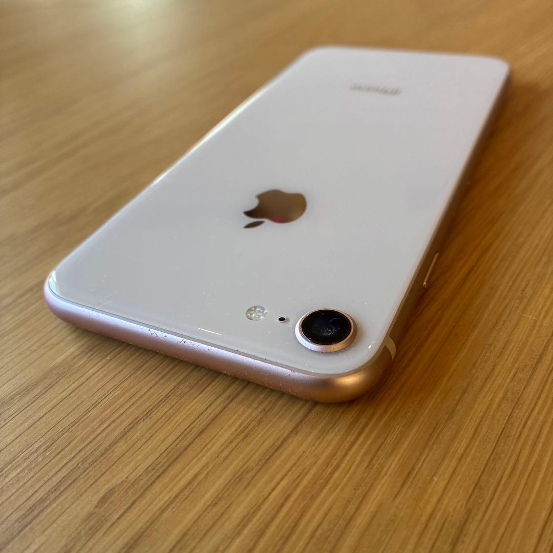 【極美品】Apple iPhone 8 ゴールド 本体