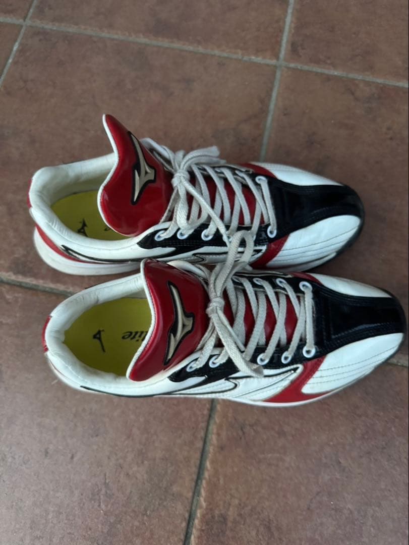 Mizuno グローバルエリート スパイク 白/赤/黒