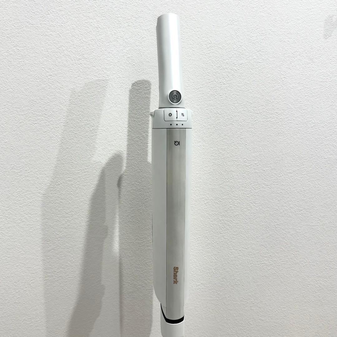 【美品】SHARK シャーク　LC400JWH コードレスクリーナー　掃除機