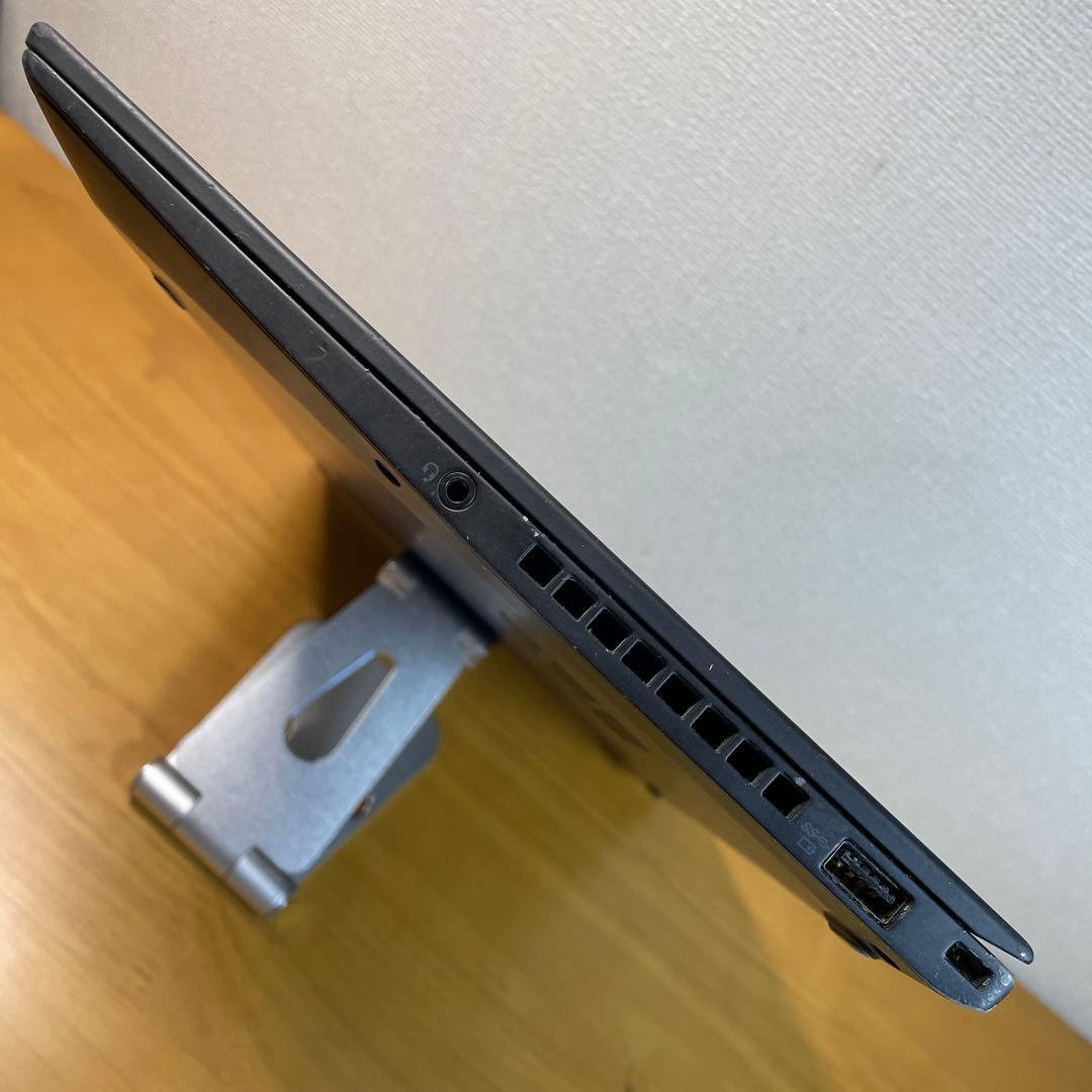 Thinkpad X1 Carbon 第5世代 (i5/8G/256G/FHD)
