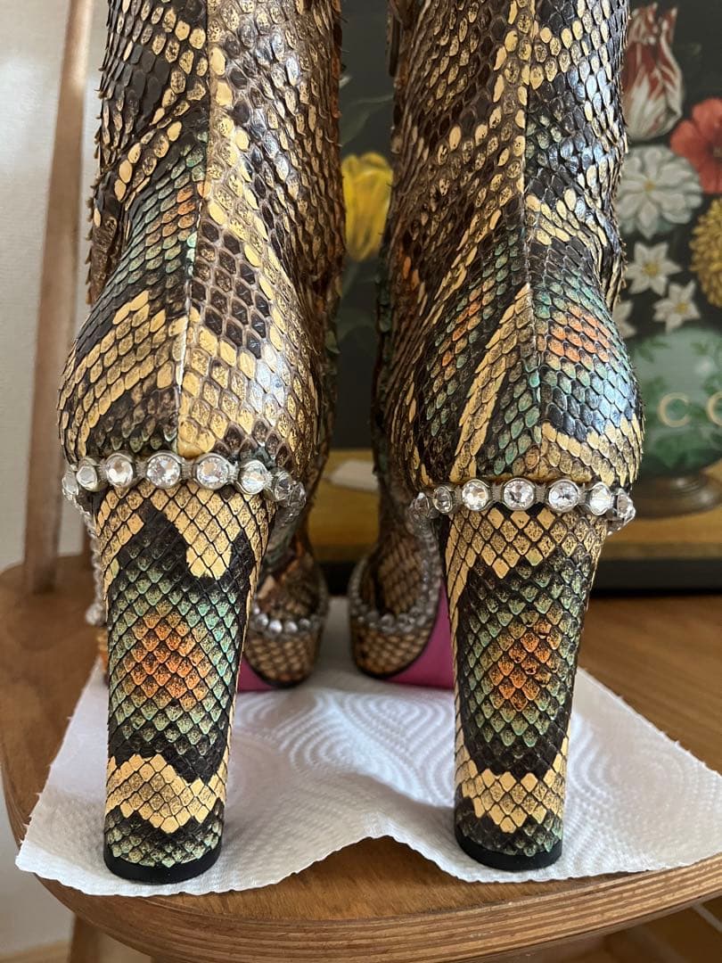 ☆虎馬☆　GUCCI パイソンブーツ　美品