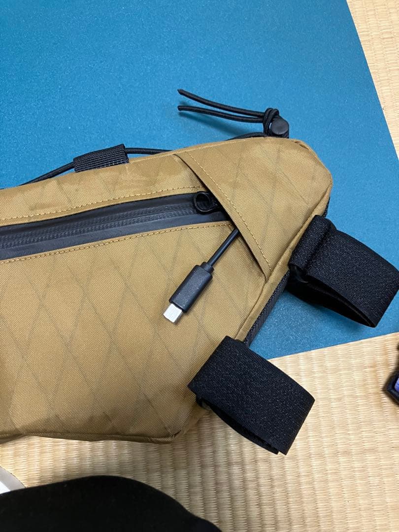 くわい屋ハンドメイドフレームバッグ