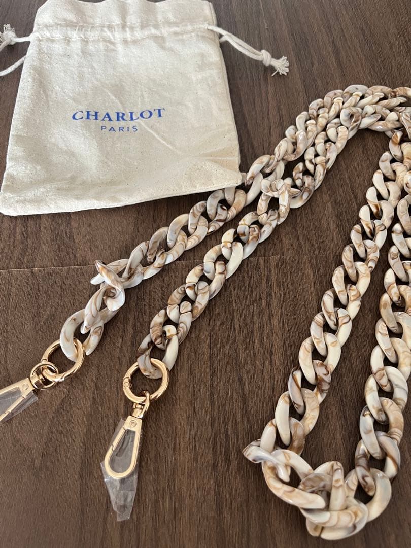 CHARLOT チェーンデザインストラップ