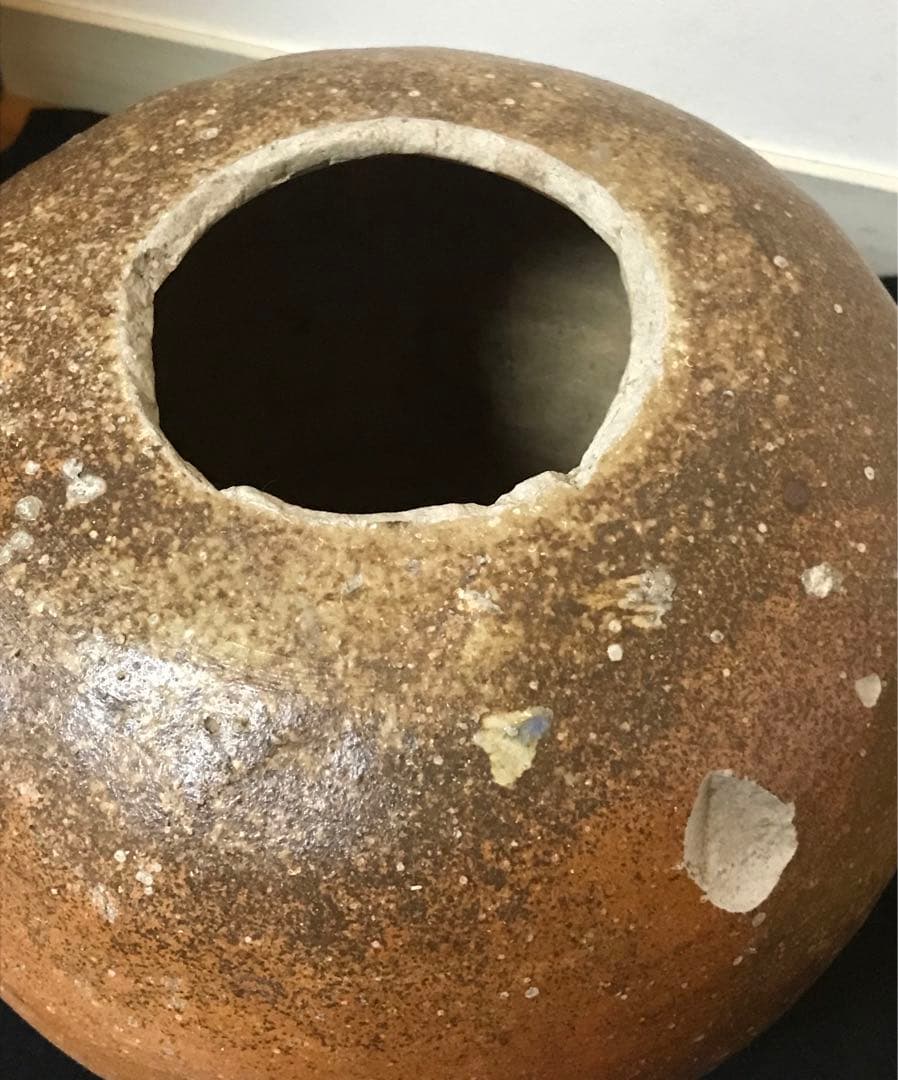 古信楽壺　室町末〜桃山