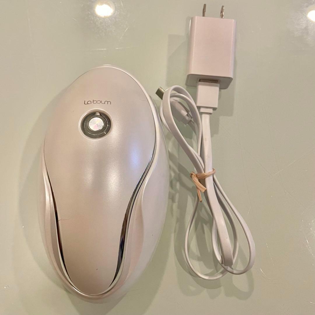 MEラボン IKKOプロデュース 美顔器 EMS