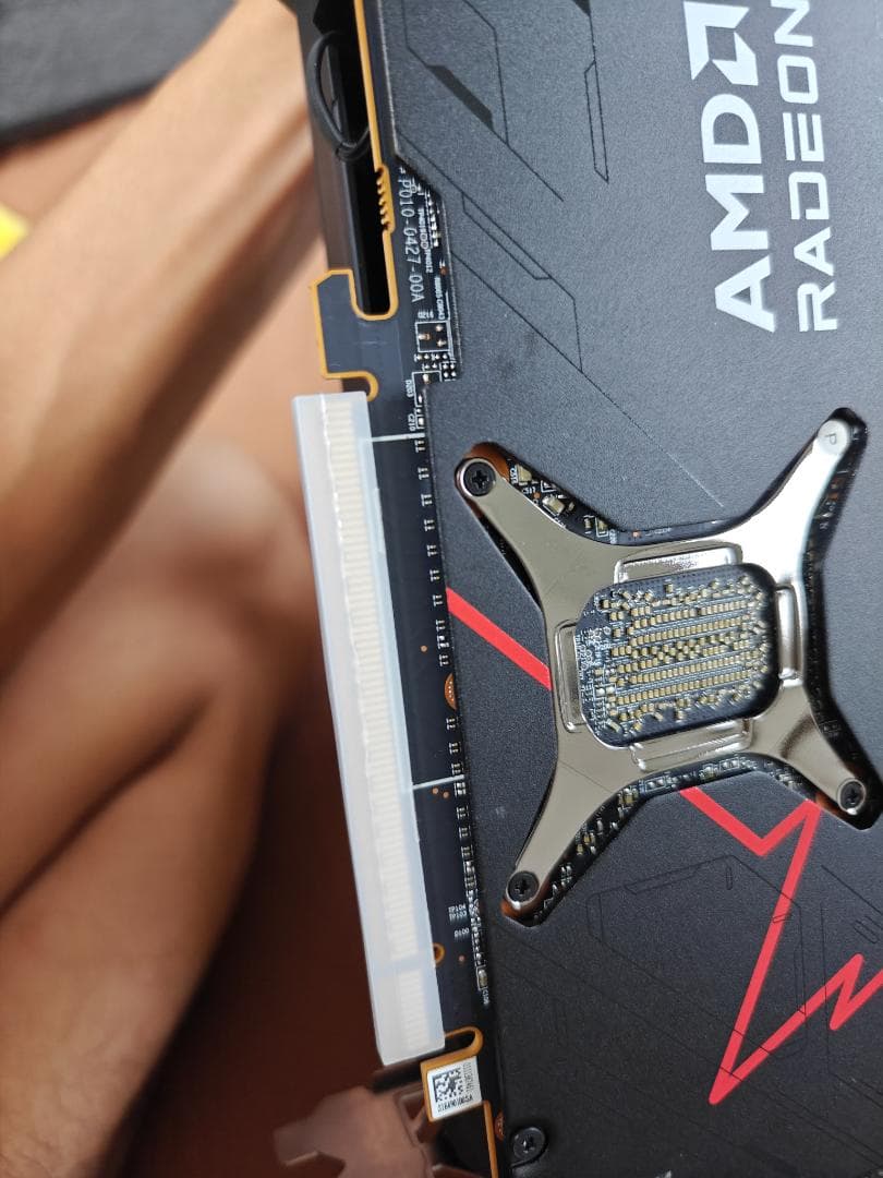 グラフィックボード・グラボ・ビデオカード Sapphire Pulse RX 9070 XT