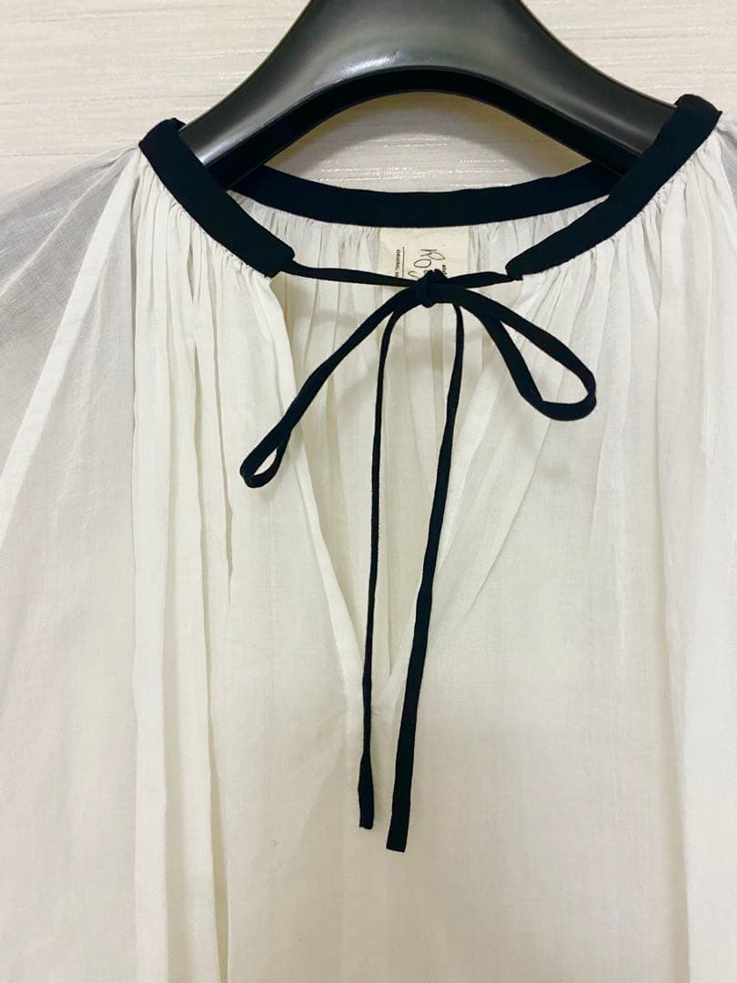 【専用】ラフアトゥール　Roughatour ギャザースモックブラウス