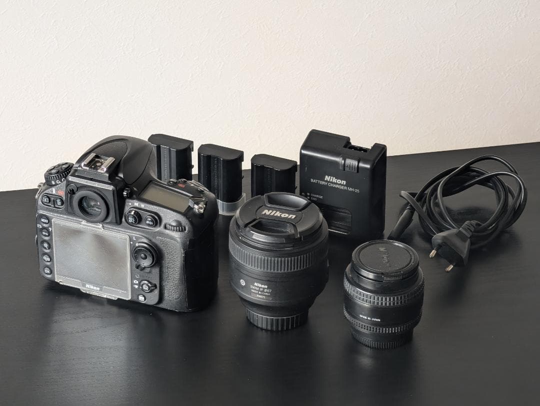 Nikon D800, 85mm f1.8G, 50mm f1.4D セット