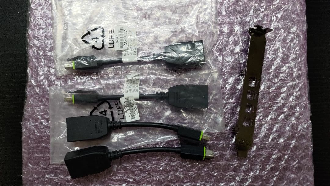 NVIDIA quadro p1000　グラボ