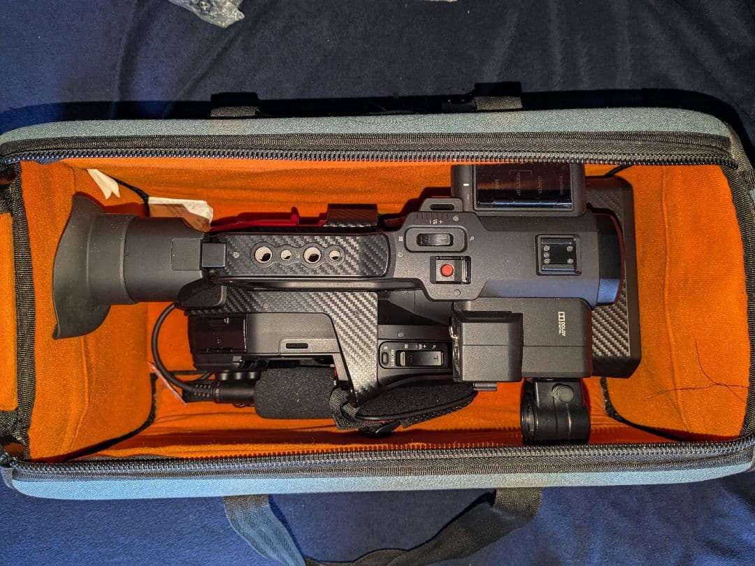 Panasonic AG-DVX200 LEICA 4Kビデオカメラ 本体