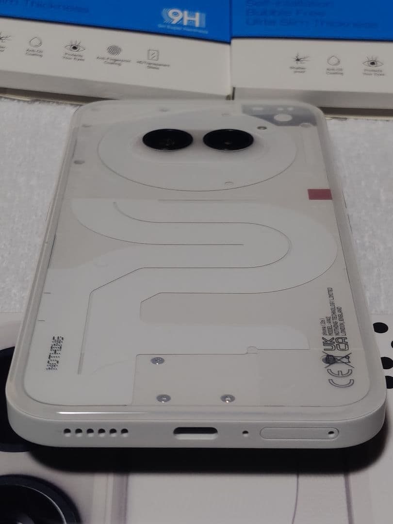 【ほぼ新品】 国内版　Nothing Phone (2a)　ミルク　256GB