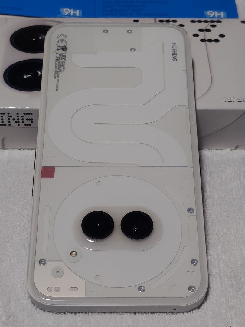 【ほぼ新品】 国内版　Nothing Phone (2a)　ミルク　256GB