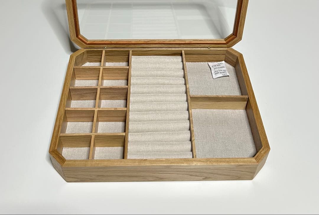 ZARA ウッドジュエリーボックス