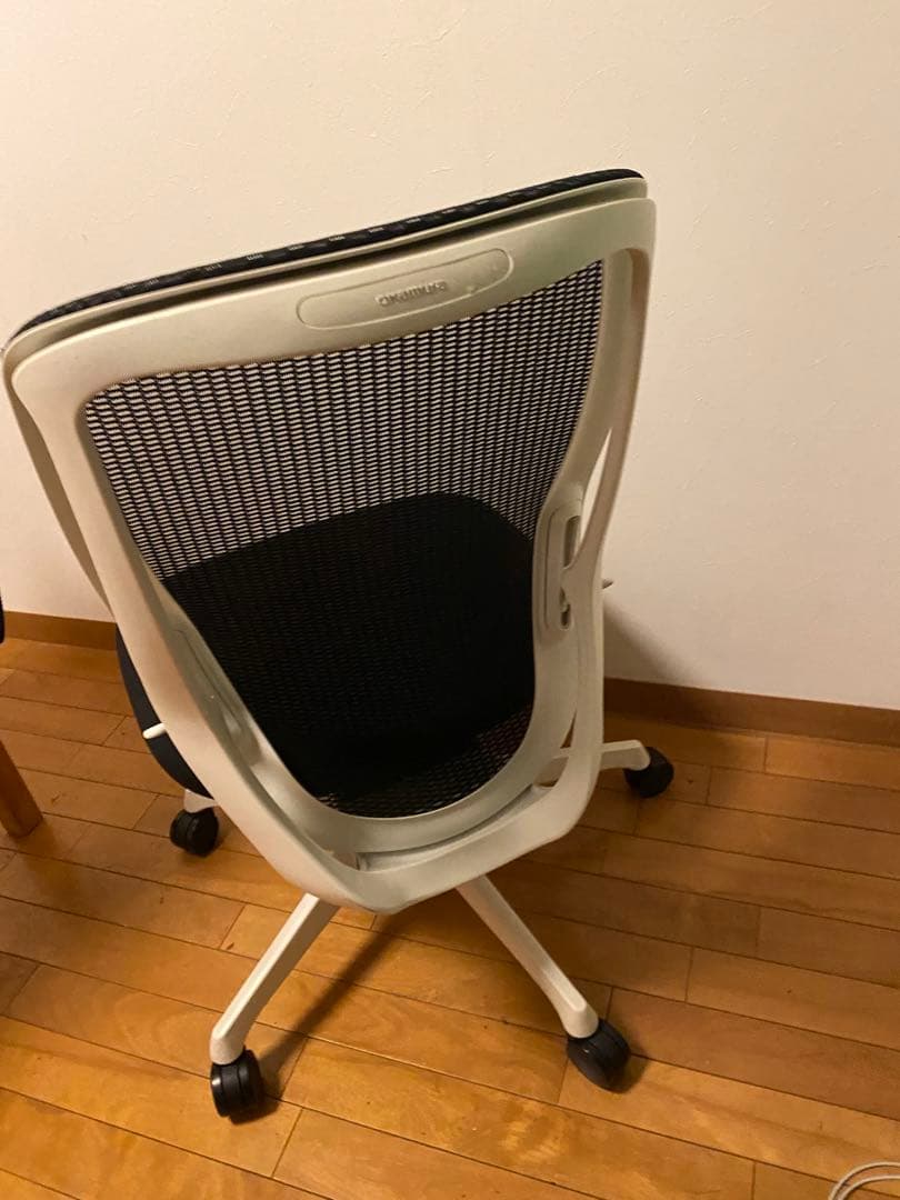 クリエイターチェア　オカムラ