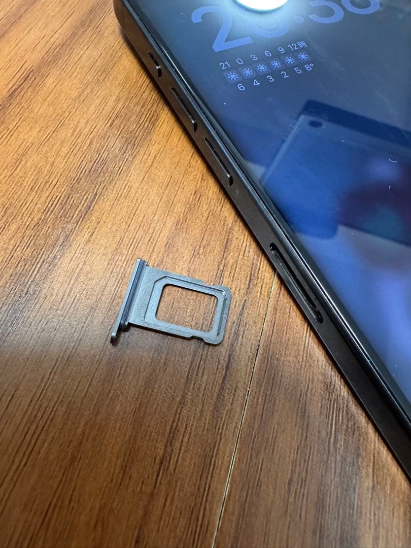 iPhone 15 Pro 128GB 本体 バッテリー 100% SIMフリー