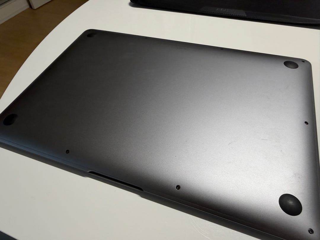 MacBook Air 13インチ スペースグレー 本体