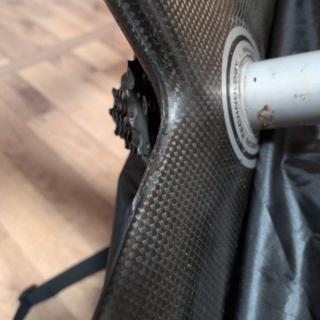 カーボンホイール バトンホイール　年式不明　補修あり